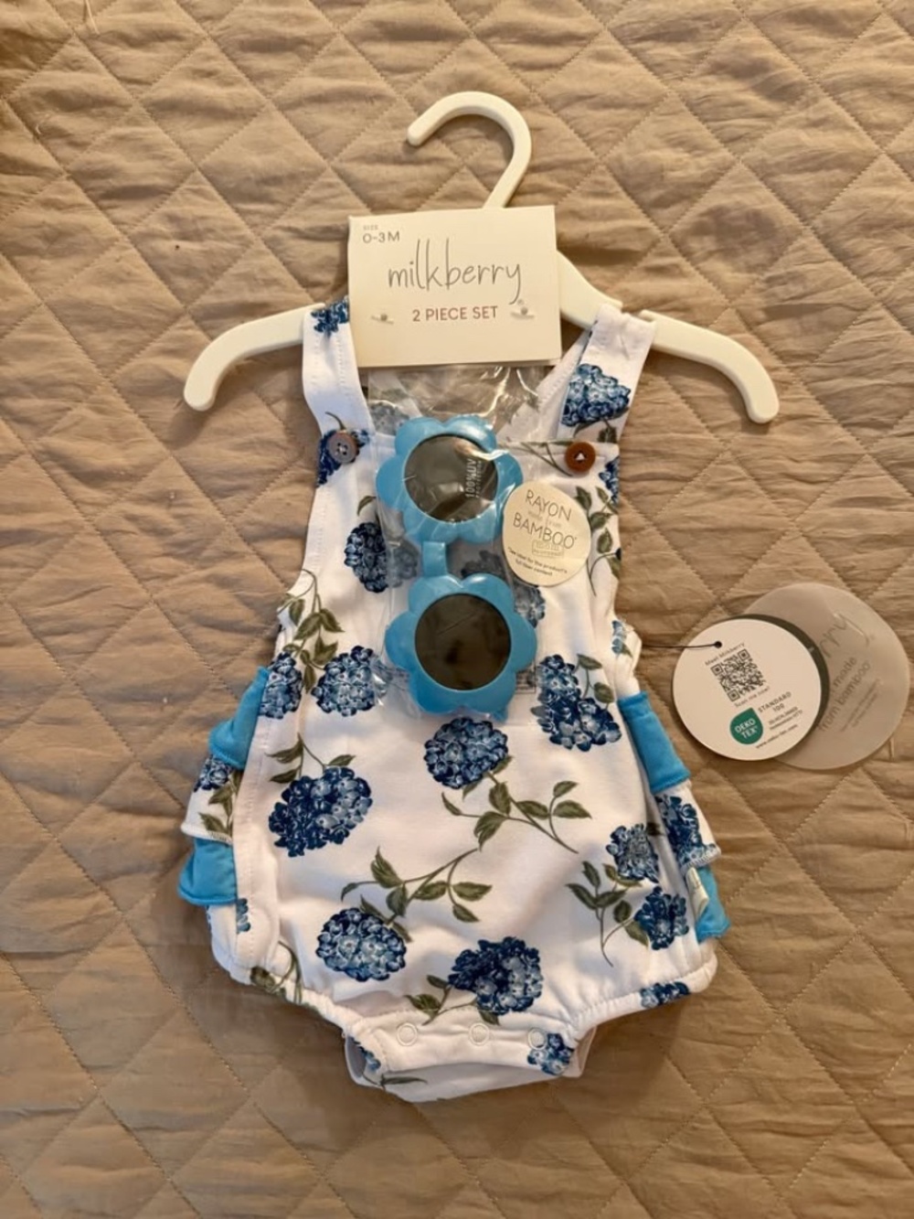 0-3m. Milkberry Floral Outfit w/ Sunglasses